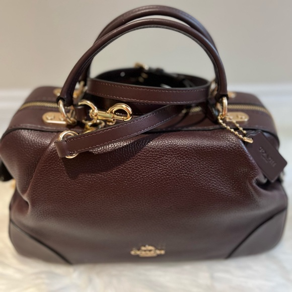 Coach Satchel - Picture 9 of 11